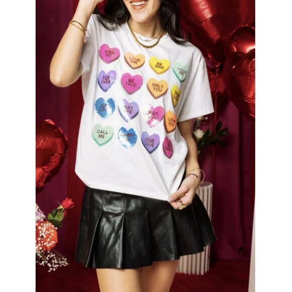 QUEEN OF SPARKLES Women's Cream Conversation Heart Sequin Sweetheart Tee Size M - Picture 1 of 9